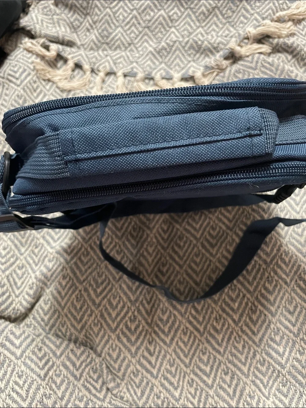 Men's Crossbody Shoulder Bag in Navy